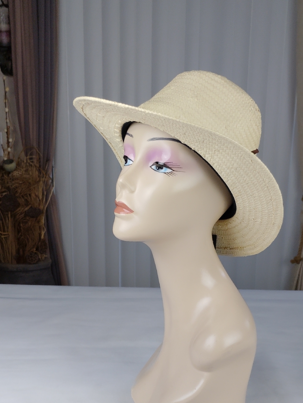 Brixton Women’s Straw Sun Hat. - Picture 4 of 12